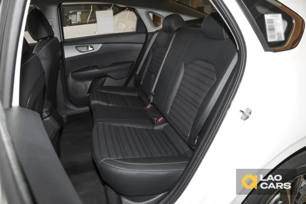 KIA K3, фото 23