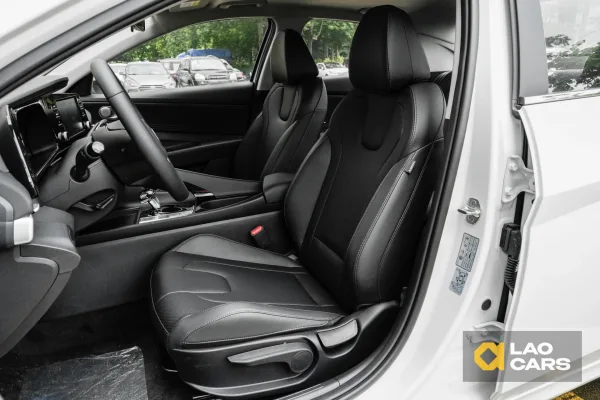 HYUNDAI ELANTRA, фото 20
