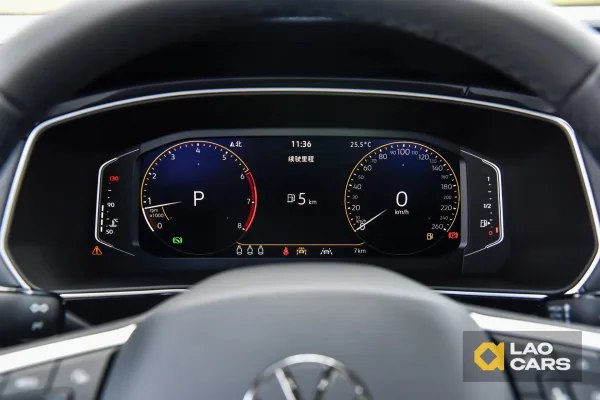 VOLKSWAGEN THARU, фото 11