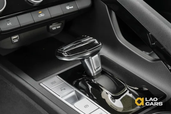 HYUNDAI ELANTRA, фото 13