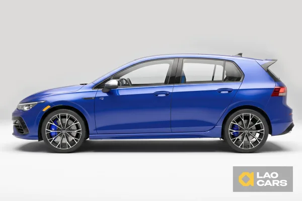 VOLKSWAGEN GOLF, фото 1